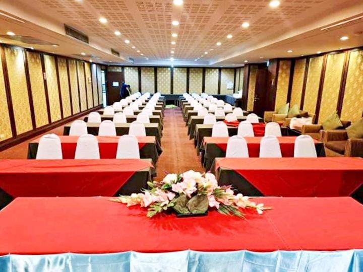 Royal Panerai Hotel Chiangmai Chiang Mai Dış mekan fotoğraf